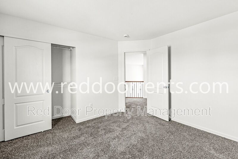 Bright & Modern Brand New Home with Over 4,300 sq ft in Avon property image