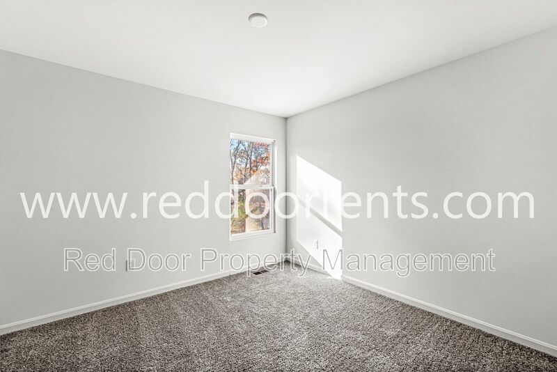 Bright & Modern Brand New Home with Over 4,300 sq ft in Avon property image