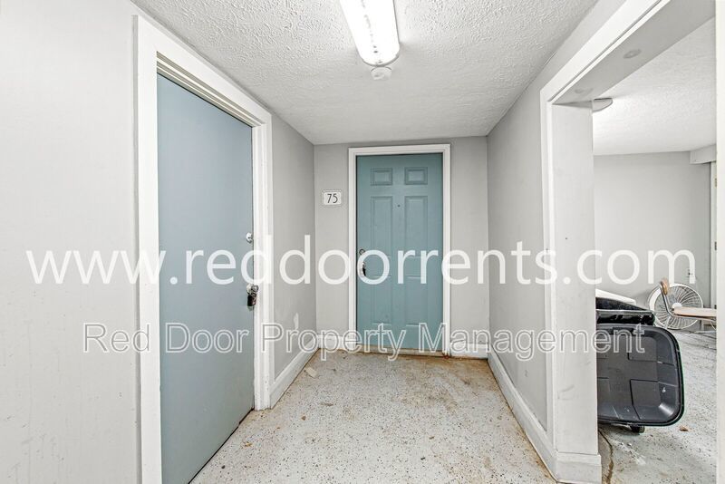 Affordable Studio Living Near Downtown Indianapolis property image