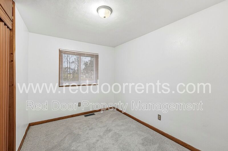 Charming 3-Bedroom Home Near Anderson University & Shadyside Park property image