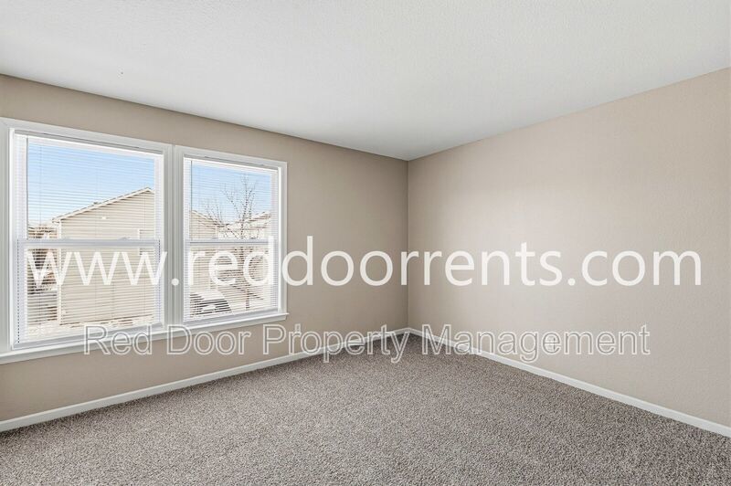 Spacious 3-Bedroom Home at 10227 Cumberland Pointe Blvd property image