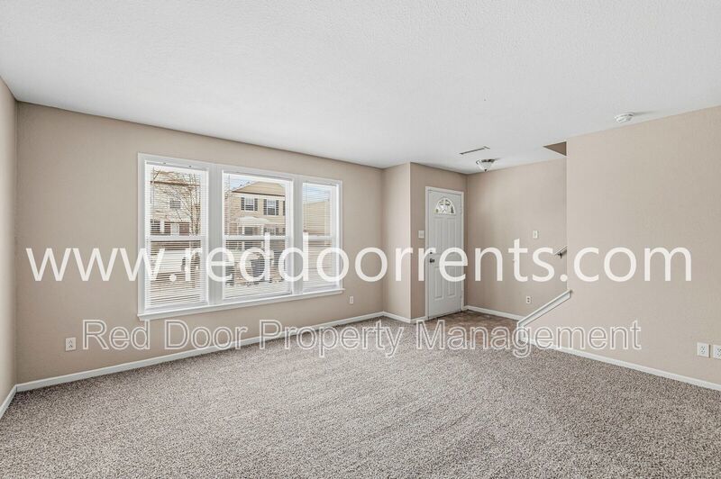 Spacious 3-Bedroom Home at 10227 Cumberland Pointe Blvd property image