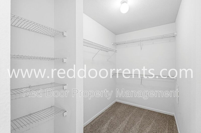 Spacious 3-Bedroom Home at 10227 Cumberland Pointe Blvd property image